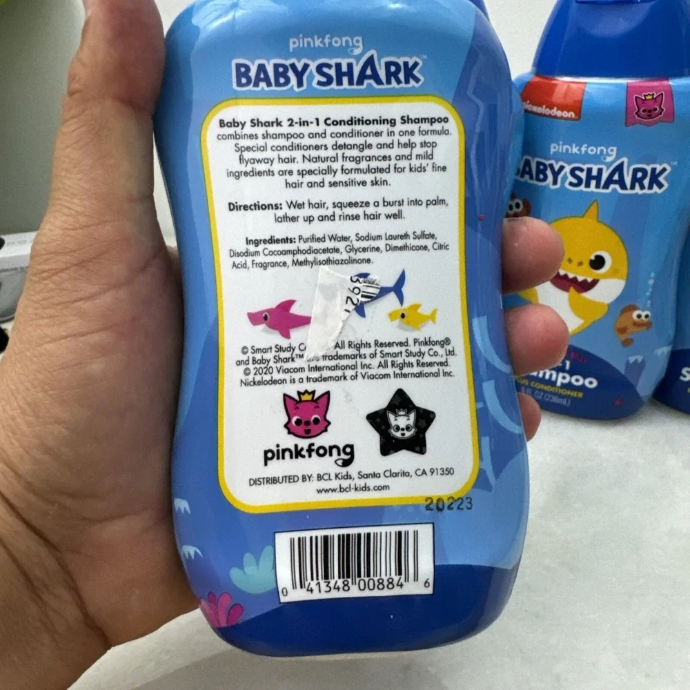 4 X Nickelodeon Pinkfong Baby Shark Ocean Berry Bliss 2 in 1 shampoo + Condition
